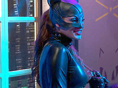 Catwoman and her friend love to experiment with dick and get lot gusto