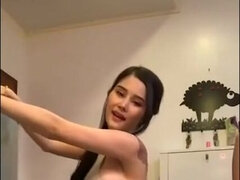 Exciting Asian Babe Slinky dancing Thai - Asian