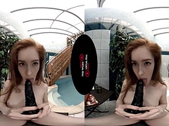 Jia Lissa - Mysterious Present [VR]