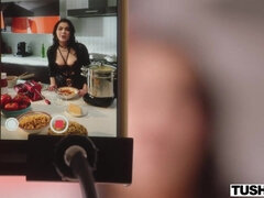 Valentina Nappi - The Perfect Meal [FullHD 1080p] - Valentina nappi