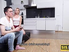 Sis.porn. minx is pleased with stepbrothers dick in snatch while frolicking videogames