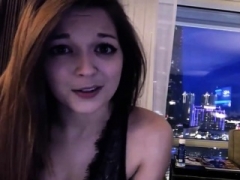 Sexy Big-breasted Girl Tessa Fowler webcam show 4
