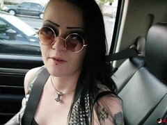 Mallory Maneater Sucks a Cock in the Car