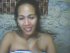 FILIPINA MOM RACHEL PACIBLE 40 FROM CEBU SHOWS HER Jugs