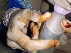 Wife with mehendi strokes and blows Indian hubby's cock