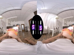 Alita Angel Lollipop And Penis In Gentle Hands VR Porn
