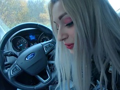 Blondine, Blasen, Auto, Aufs gesicht abspritzen, Hardcore, Russisch, Jungendliche (18+), Titten