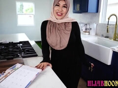 Arab hijab gf Tokyo Lynn wished a no testicles November but it didnt work