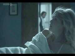 Rosamund Pike naked episodes - chicks in Love - HD