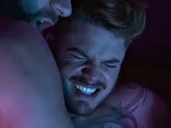 Anale, Grande cazzo, Doppia penetrazione, Gay, Muscolo, Sauna, Sedotta, Terzetto