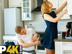 Blondine, Blasen, Geile alte tussi, Schwanz, Küche, Milf, Russisch, Lehrer