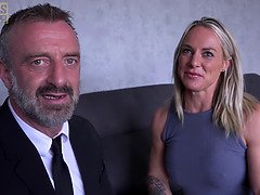 Grote mammen, Blond, Fetisj, Hardcore, Vernedering, Moeder die ik wil neuken, Natuurlijk, Trio