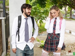 Amatør, Stor pik, Pik sutte, Hundestilling, Naturlige bryster, Skolepige, Lærer, Teenager