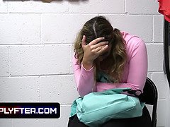 捕まる, バック, Hd, ピグテール, お仕置き, 恥ずかしがりや, ティーン, ユニフォーム