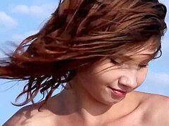 sumptuous teen woman Edes at the beach