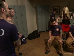 Anale, Pompino, Bondage, Doppia penetrazione, Sesso di gruppo, Hardcore, Punizione, Grezzo