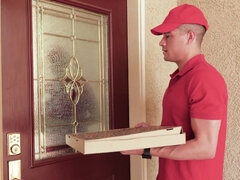 Eva Notty fucks pizza guy's huge sausage & swallows the sauce