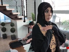 Arab Muslim MILF Fucks Teen Repairman-Kylie Kingston