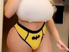 Tussi, Grosser schwanz, Grosse titten, Kompilation, Latina, Öl, Pov, Öffentlich