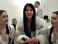 デカパイ, フェラチオ, 茶髪の, 手コキする, 淫乱熟女, スインガー, ティーン, オッパイの