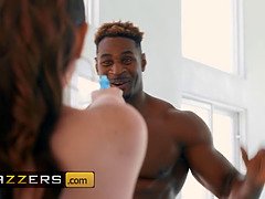 Anal, Gros seins, Sucer une bite, Interracial, Gicler, Plan cul à trois