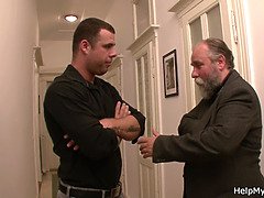 Ξανθιά, Πίπα, Κερατάς, Τσέχα, Ηδ, Φωνάζοντας, Η σύζυγος, Wife swap