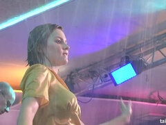 Påklædt sex, Hundestilling, Kvinde, Læder, Fest, Satin, Bad, Våd