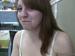18, Pik sutte, Fetish, Hjemmelavet, Udendørs, Offentlig, Bryster, Våd