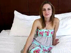 Amateur, Mamada, Corridas, Europeo, Primera ves, Orgasmo, Nalgadas, Adolescente