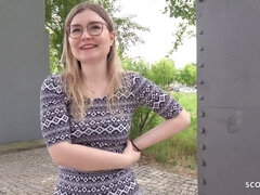 Amatööri, Rintava, Saksalainen, Rankka, Näkökulma pov, Julkinen, Kolmen kimppa, Tissit