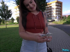 Leie, Blasen, Braunhaarige, Tschechisch, Im freien, Öffentlich, Muschi, Titten