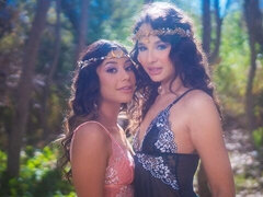 Duży tyłek, Duży kutas, Duże cycki, Obciąganie, Styl na pieska, Kobiety mężczyzna, Chudy, Nastolatki