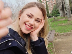 Tussi, Europäisch, Geld, Im freien, Pov, Öffentlich, Schlampe, Scherzbold