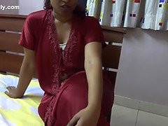 Thick Indian girl with a big butt masturbates with her favorite toys