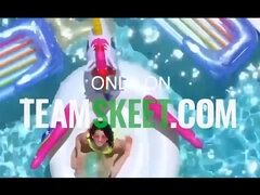 Iso kulli, Hd, Latinankieli, Hirviö, Orgasmi, Näkökulma pov, Tabu, Tissit