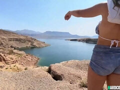 Buxom blond hair babe amateur sex hump on the beach