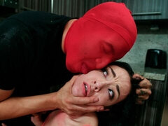 Bondage disciplin sadomasochisme, Pik sutte, Brunette, Hundestilling, Dominerende, Hårdt, Kysse, Teenager