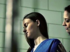 Nana, Lesbienne, Chatte