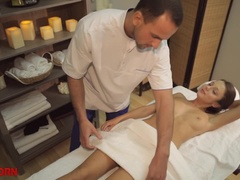 Brunette, Slikning, Massage