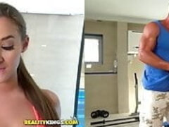 Brazzers - Brazzers Exxtra -  When The Food Truck Is A Rocki
