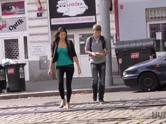 Couple, Cocu, Tchèque, Argent, Petite femme, Pov, Adolescente, Pute