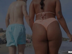 Spiaggia, Grande cazzo, Pompino, Brunetta, Tettona, Hd, Pornostar, Tette