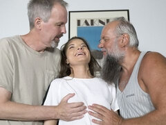 Anal, Kukk suging, Brunette, Bakfra, Dobbel penetrering, Kyssing, Mann mann kvinne, Tenåring