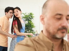 Hatalmas hátsó, Cumizás, Gesztenyebarna, Kutya póz, Kézimunka, Érett feleség, Leborotvált, Begyek