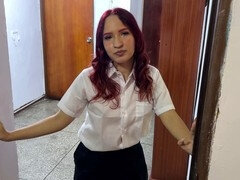 18 ans, Fille latino