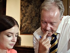 Leie, Blasen, Braunhaarige, Spermaladung, Fetisch, Handjob, Pov, Titten