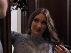 Tempting cougar beauty Bella Blu crazy xxx clip