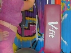 Amatéři, Bbw, Blondýna, Kuřba, Sperma v puse, Tělocvična, Spandex, Sport