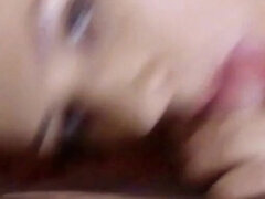 18 anos, Amador amadora, Traseiro, Boquete, Morena, Gozar na boca, Jato de porra, Facial