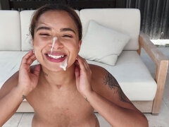 18 jaar, Anaal, Pijpbeurt, Brillen, Gezichtspunt, Tatoeage, Plagen, Tiener